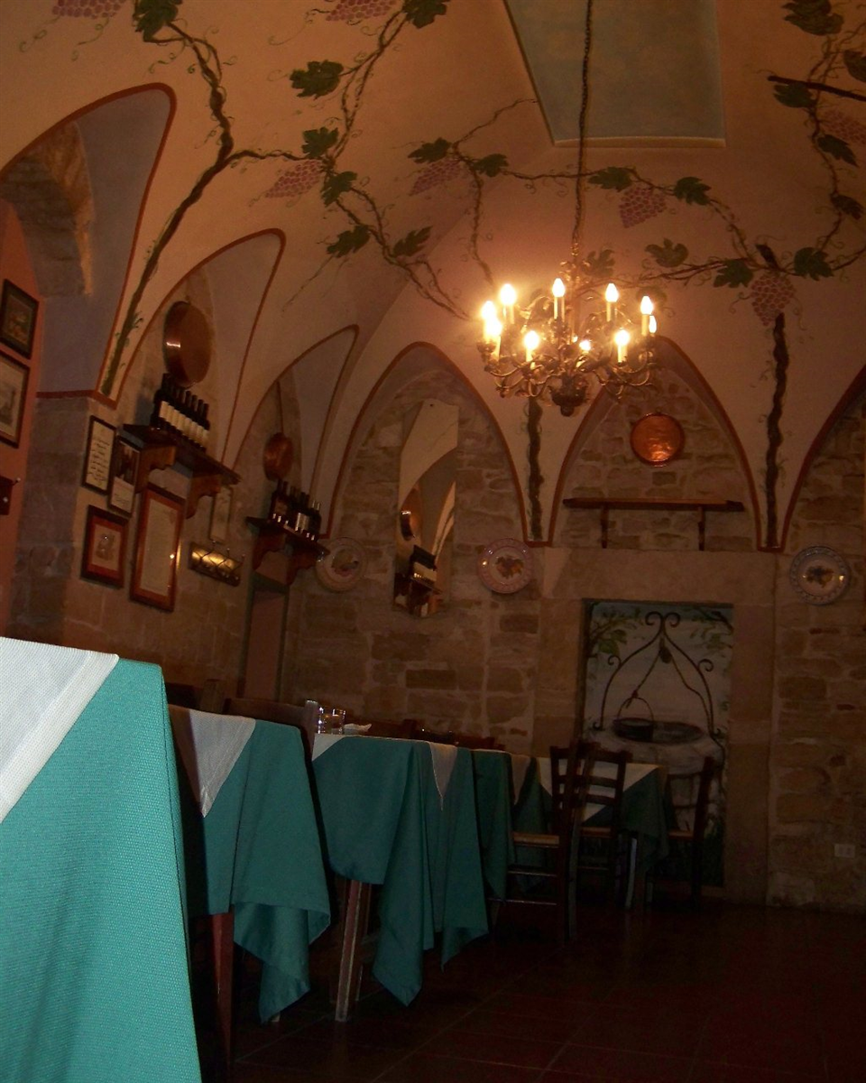 Osteria Caccianferno-Trani-Apuliatv