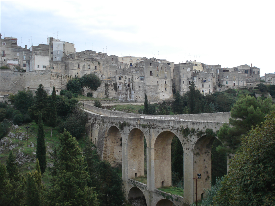 Gravina in Puglia-Apuliatv