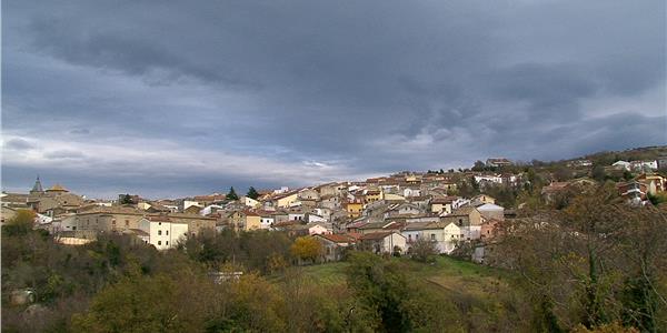 Orsara di Puglia-Apuliatv